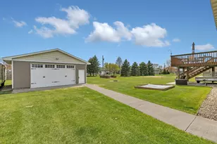 561 7th St NW, Richmond, MN 56368 - Photo 4