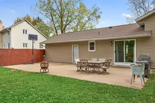 6839 133rd St W, Apple Valley, MN 55124 - Photo 36