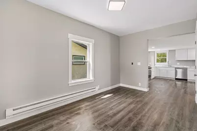2587 2nd Avenue E, North Saint Paul, MN 55109 - Photo 6