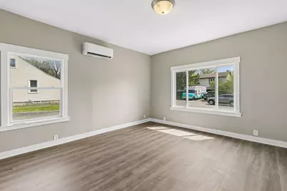 2587 2nd Avenue E, North Saint Paul, MN 55109 - Photo 8