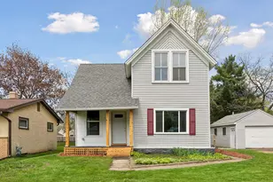 2587 2nd Ave E, North Saint Paul, MN 55109 - Photo 2