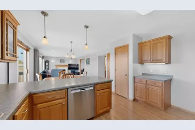 720 Riverwood Court, Elgin, MN 55932 - Photo 16