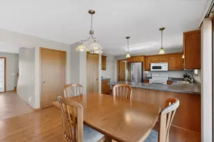720 Riverwood Ct, Elgin, MN 55932 - Photo 12