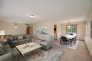 8106 Dakota Ln, Chanhassen, MN 55317 - Photo 2