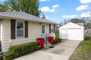1402 7th St SE, Austin, MN 55912 - Photo 24