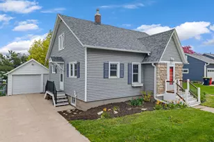 530 2nd Ave NW, Plainview, MN 55964 - Photo 2
