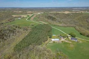 S3565 Rooster Ridge Ln, Fountain City, WI 54629 - Photo 60
