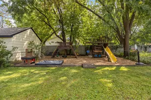 1404 Hubbard Ave, Saint Paul, MN 55104 - Photo 30
