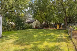 1404 Hubbard Ave, Saint Paul, MN 55104 - Photo 4