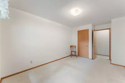 26 W Sandra Lee Drive, Saint Paul, MN 55119 - Photo 18