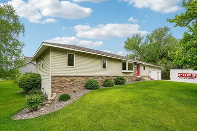 6201 Laurene Avenue, Circle Pines, MN 55014 - Photo 2