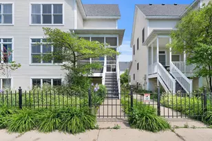 724 E 25th St, Minneapolis, MN 55404 - Photo 2