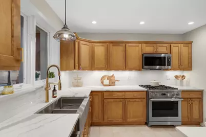 1202 Juno Avenue, Saint Paul, MN 55116 - Photo 10