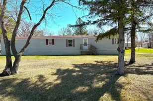 302 Anderson St, Strandquist, MN 56758 - Photo 2