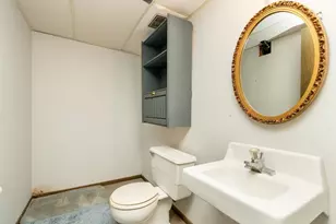 502 Highland Dr, Chanhassen, MN 55317 - Photo 26