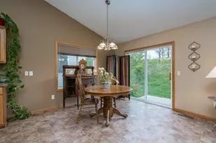 709 Tomahawk Ct, Madison Lake, MN 56063 - Photo 8