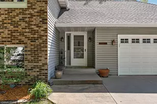 5018 Lemire Ln, White Bear Lake, MN 55110 - Photo 4