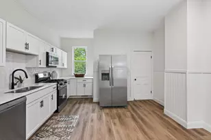 697 Tuscarora Ave, Saint Paul, MN 55102 - Photo 4