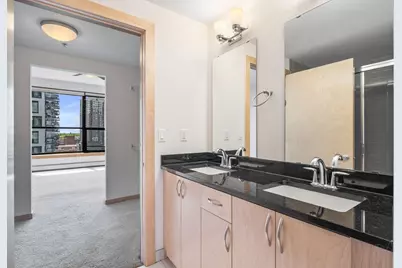 740 Portland Ave S #1106, Minneapolis, MN 55415 - Photo 14