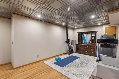 717 Marie Avenue W, Mendota Heights, MN 55118 - Photo 38