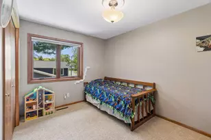 717 Marie Ave W, Mendota Heights, MN 55118 - Photo 34