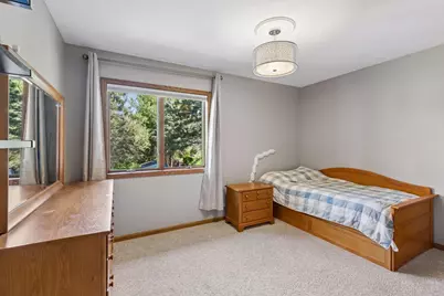 717 Marie Avenue W, Mendota Heights, MN 55118 - Photo 32
