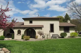 1565 Commerce Dr, North Mankato, MN 56003 - Photo 1