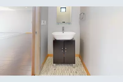 607 Washington Avenue S #504, Minneapolis, MN 55415 - Photo 16