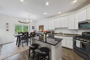 9728 Belmont Ln, Eden Prairie, MN 55347 - Photo 4