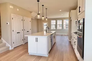 856 Woodlawn Ave, Saint Paul, MN 55116 - Photo 8