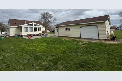 515 Oak Street N, Sauk Centre Township, MN 56378 - Photo 6