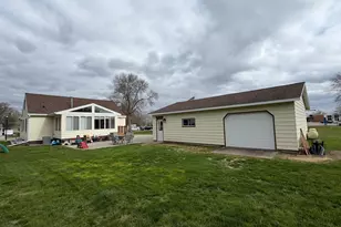 515 Oak St N, Sauk Centre Township, MN 56378 - Photo 6