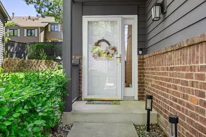2284 Sherwood Court, Minnetonka, MN 55305 - Photo 2