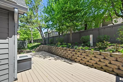 2284 Sherwood Court, Minnetonka, MN 55305 - Photo 38