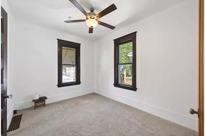 620 Van Buren Street NE, Minneapolis, MN 55413 - Photo 18