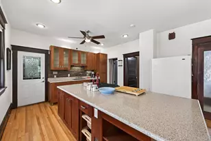 620 Van Buren St NE, Minneapolis, MN 55413 - Photo 6