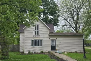 1164 Miller Ave, Windom, MN 56101 - Photo 2