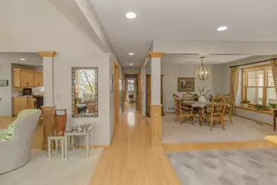 472 Vadnais Lake Drive, Vadnais Heights, MN 55127 - Photo 10
