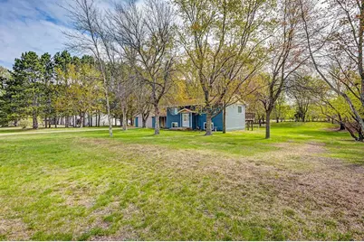 39333 Everett Avenue, North Branch, MN 55056 - Photo 4