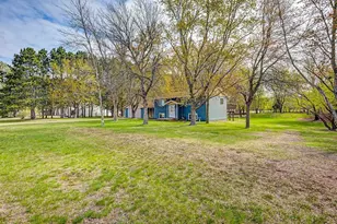 39333 Everett Ave, North Branch, MN 55056 - Photo 4