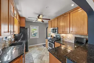 1033 Smith Ave S, West Saint Paul, MN 55118 - Photo 10