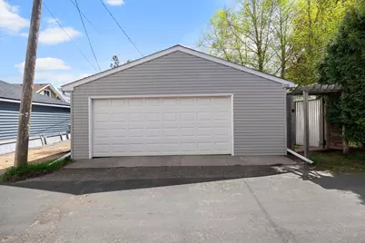 1033 Smith Avenue S, West Saint Paul, MN 55118 - Photo 38