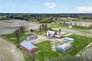 25184 Red Robin Rd, Pine City, MN 55063 - Photo 8