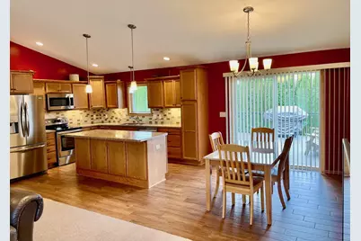 1409 28th Street SW, Austin, MN 55912 - Photo 6