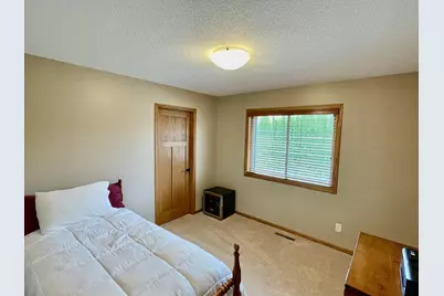 1409 28th Street SW, Austin, MN 55912 - Photo 20