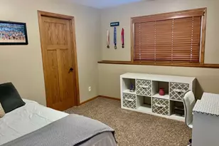 1409 28th St SW, Austin, MN 55912 - Photo 10