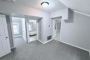 169 Sherburne Ave, Saint Paul, MN 55103 - Photo 1