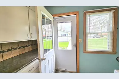 102 E 9th Street, Morris, MN 56267 - Photo 24