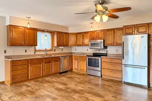 1004 Main St, Edgerton, MN 56128 - Photo 12