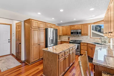 3406 Hartford Road, Woodbury, MN 55125 - Photo 12